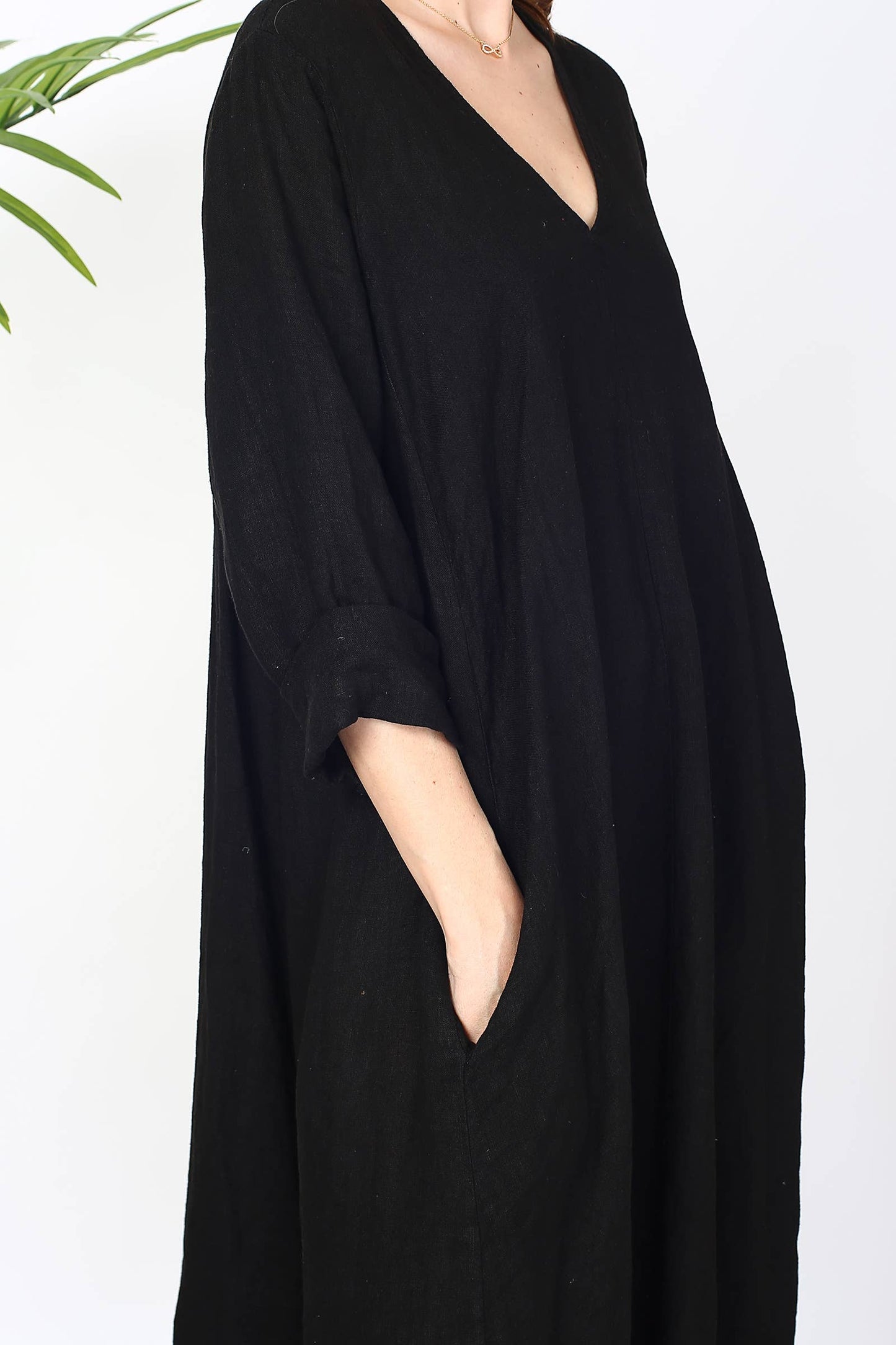 Naisten pellavamekko – khaki, yksi koko 36-46