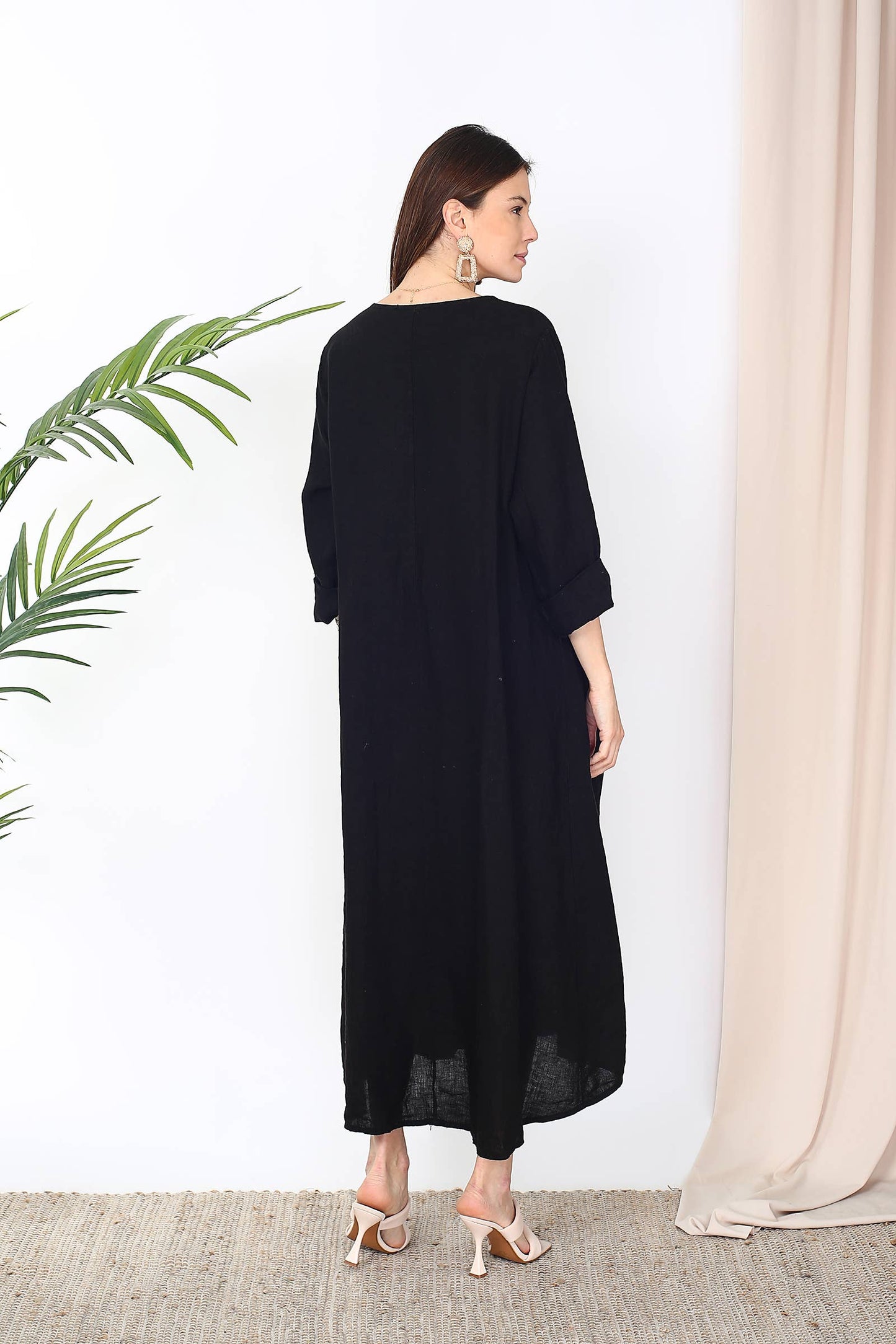 Naisten pellavamekko – musta, yksi koko 36–46