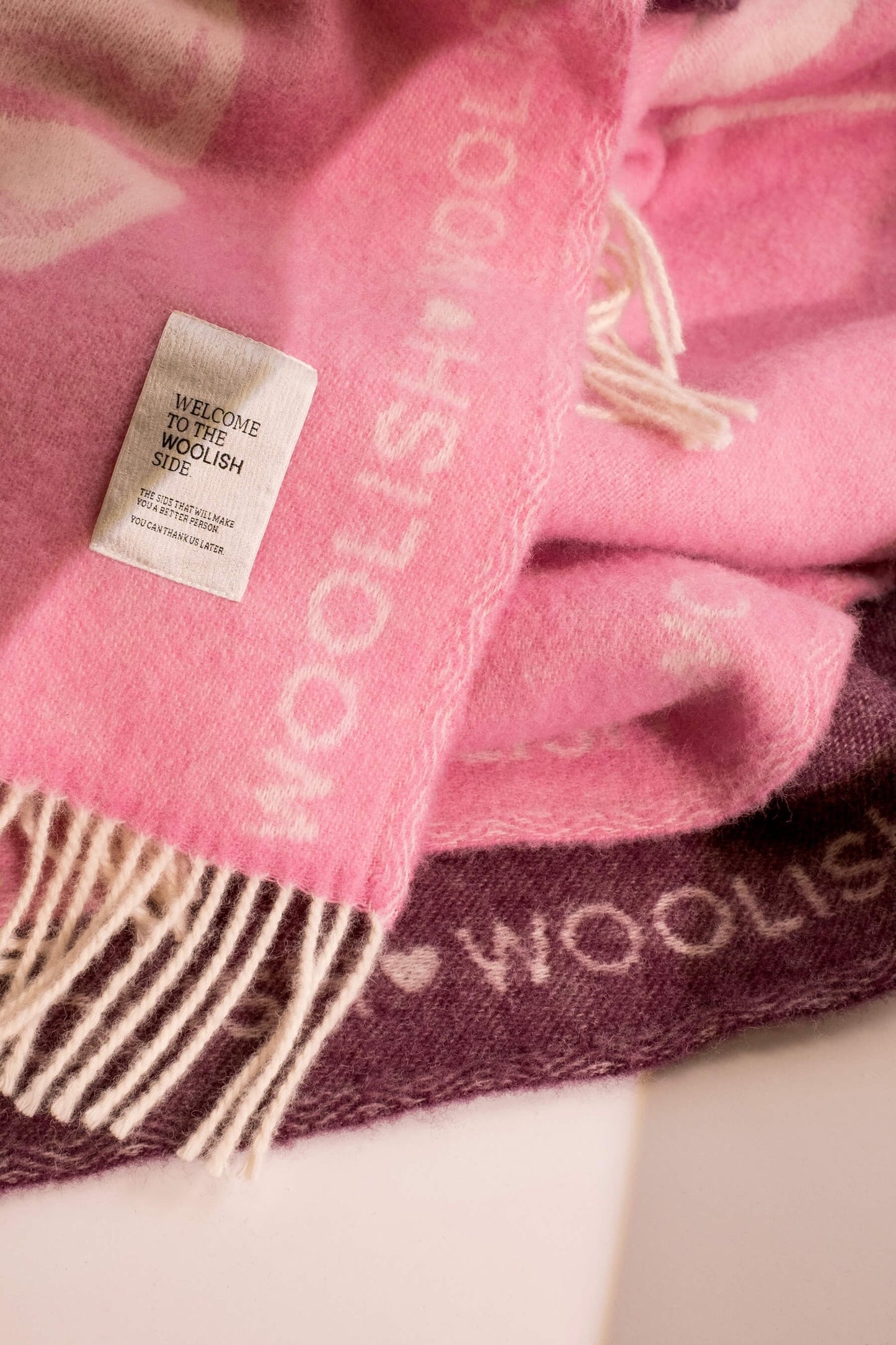 Shrimp love wool throw